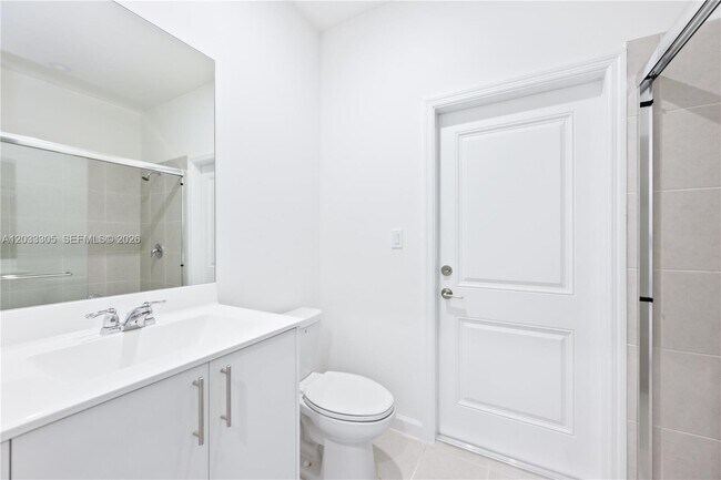 Building Photo - 18690 SW 136th Ct