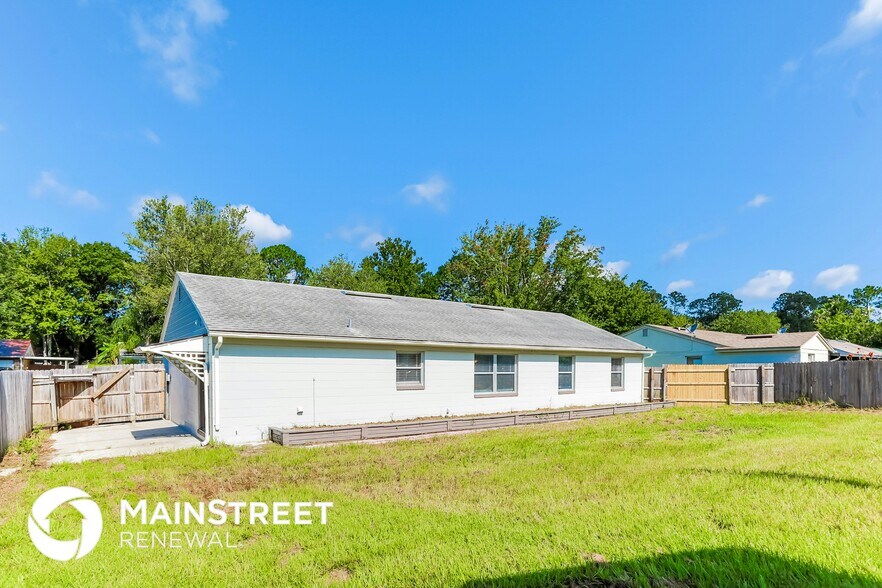 Building Photo - 1693 Susan Dr