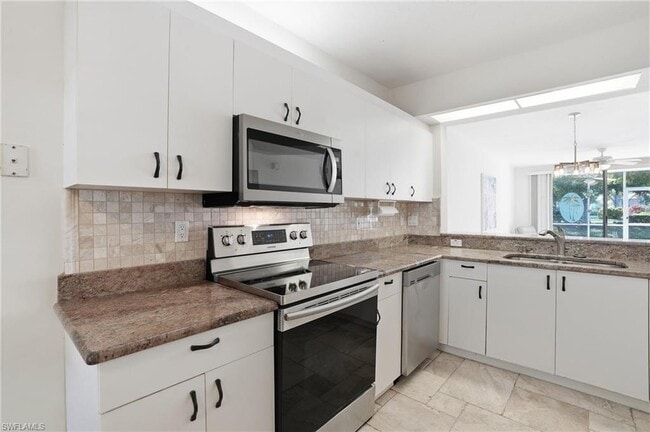 Building Photo - 2460 Old Groves Rd