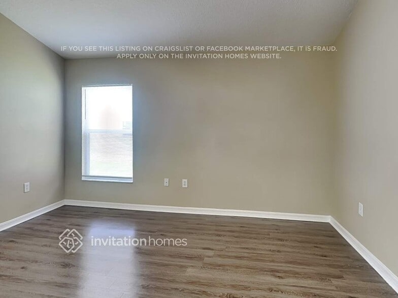 Building Photo - 10109 Deepbrook Dr