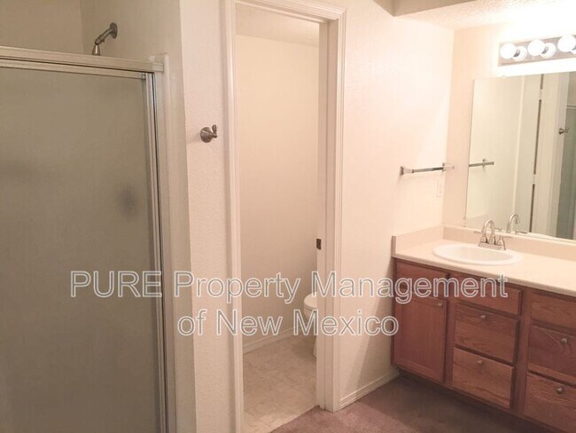 Building Photo - 5609 Crown Ridge Rd NW