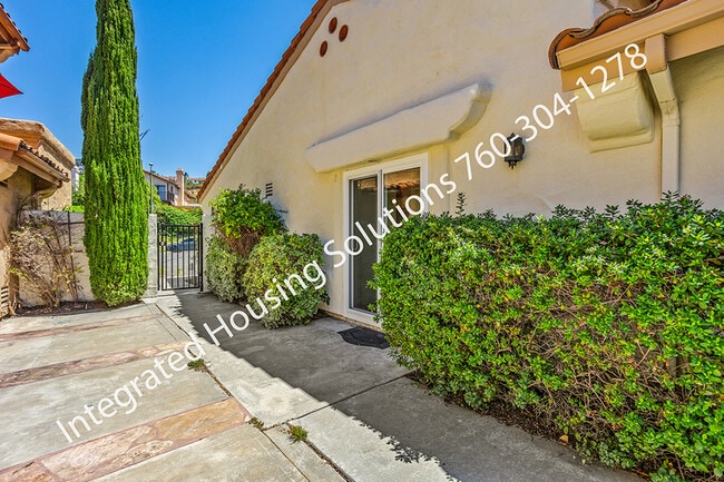 Building Photo - 3841 Violet Glen