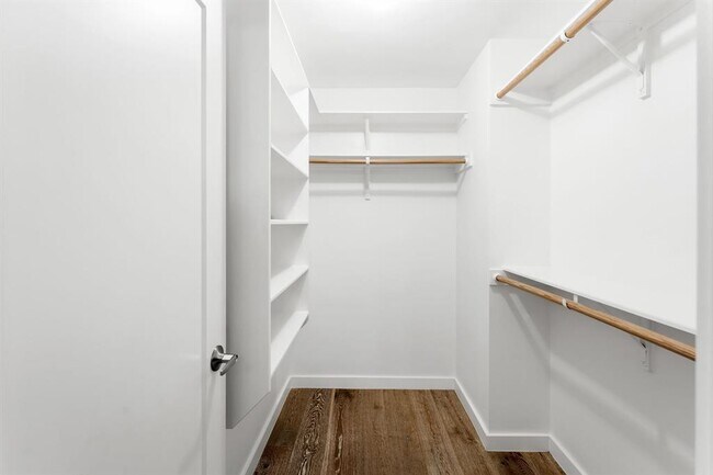 Building Photo - 3812 Wadford St