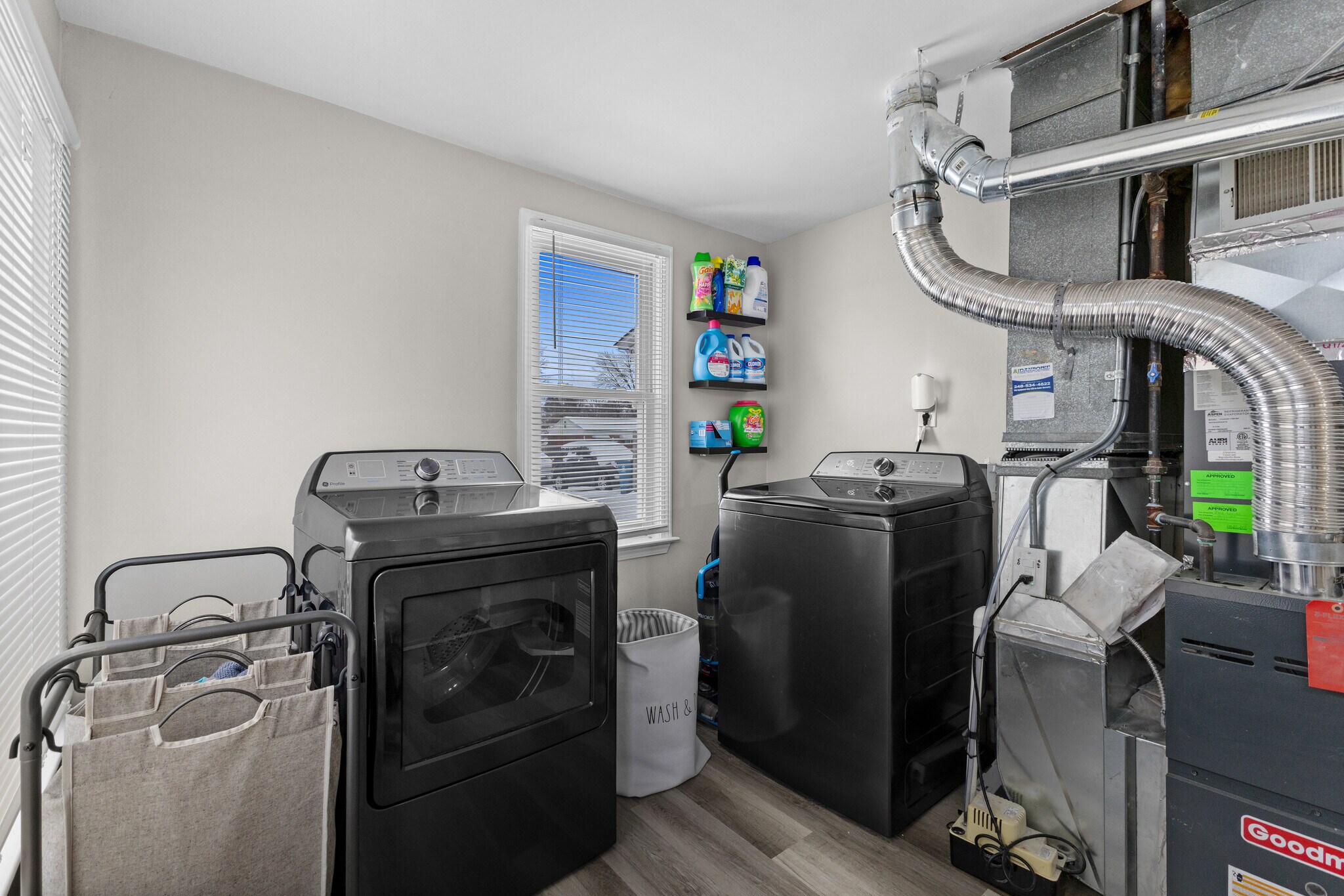 Building Photo - 5222 Williams St