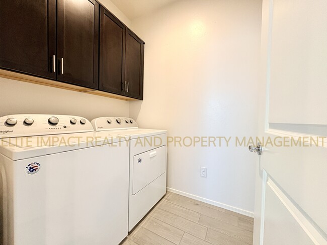 Building Photo - 6638 E Via Jardin Verde