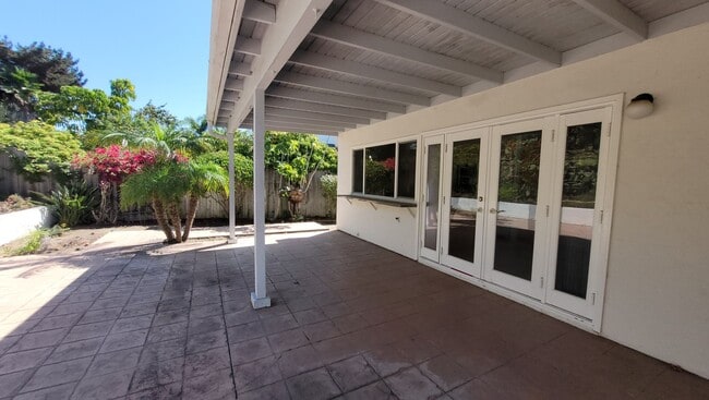 Building Photo - Beautifull 4 Bed 2 Bath In UTC Area