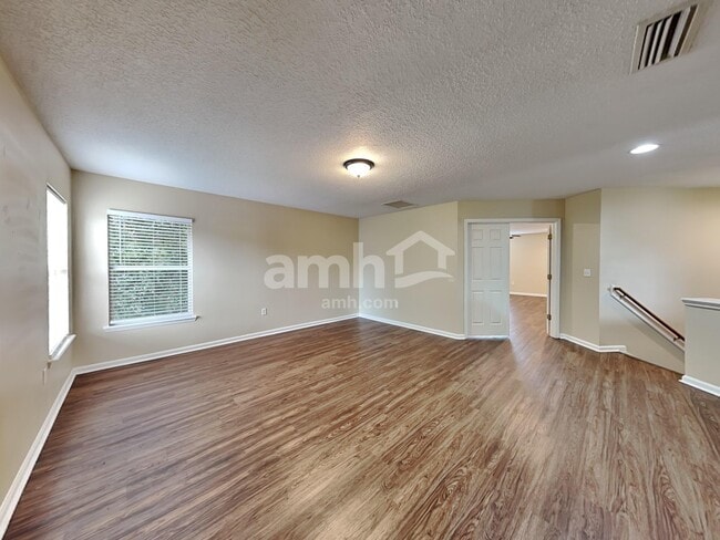 Building Photo - 11659 Spring Board Dr