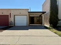 Building Photo - 3112 Wayside St