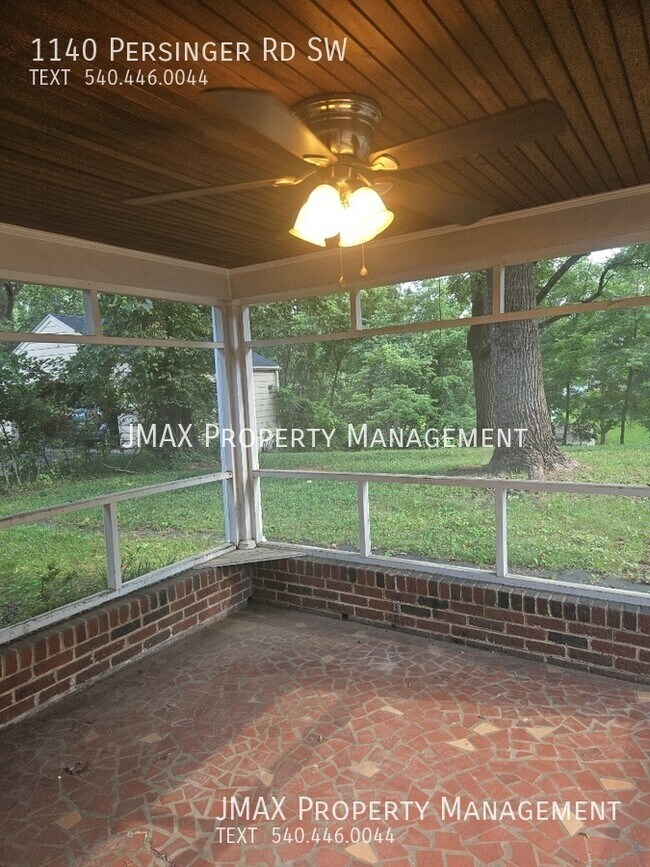 Building Photo - 1140 Persinger Rd SW