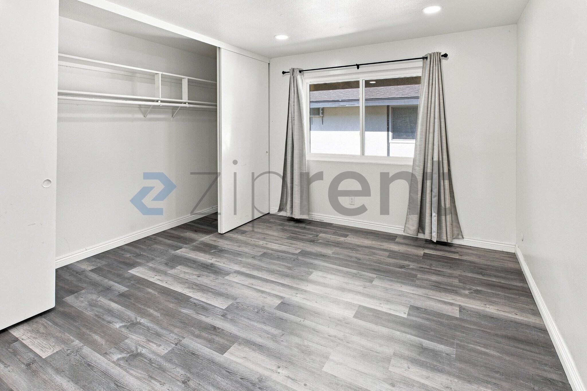 Building Photo - Unit 64