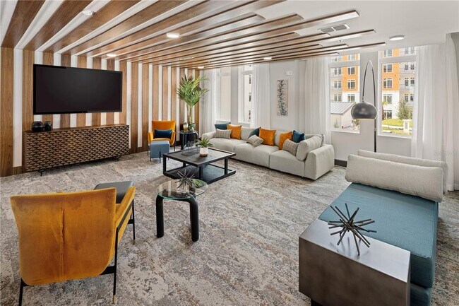 Building Photo - 5256 International Dr