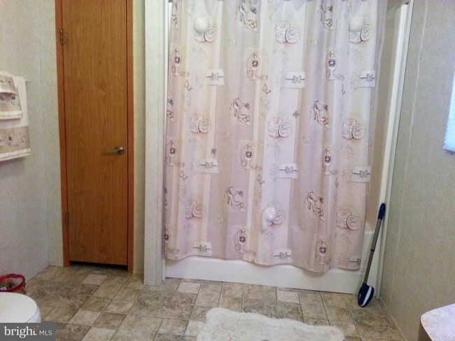 Building Photo - 3302 Forge Hill Rd