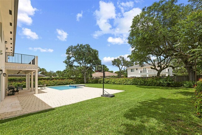 Building Photo - 14831 SW 93rd Ct