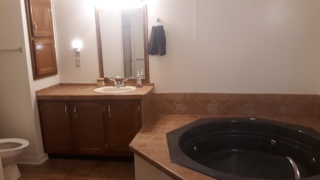 Building Photo - 78 Greenbriar Ct