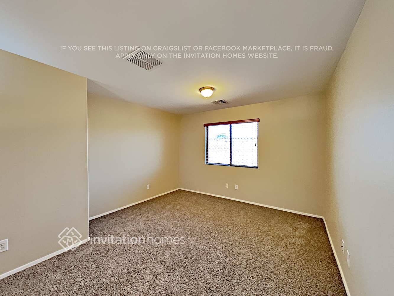 Building Photo - 15288 W Tasha Dr