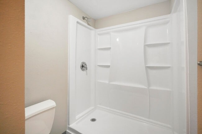 Building Photo - 608 Crown Ridge Dr