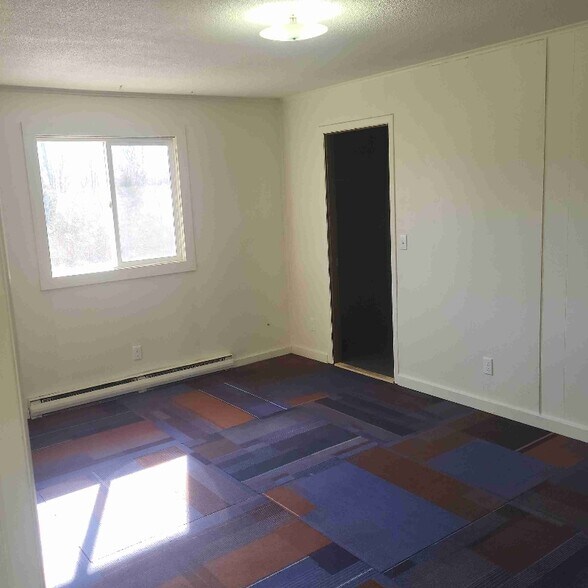 Building Photo - 1019 Colonial Dr