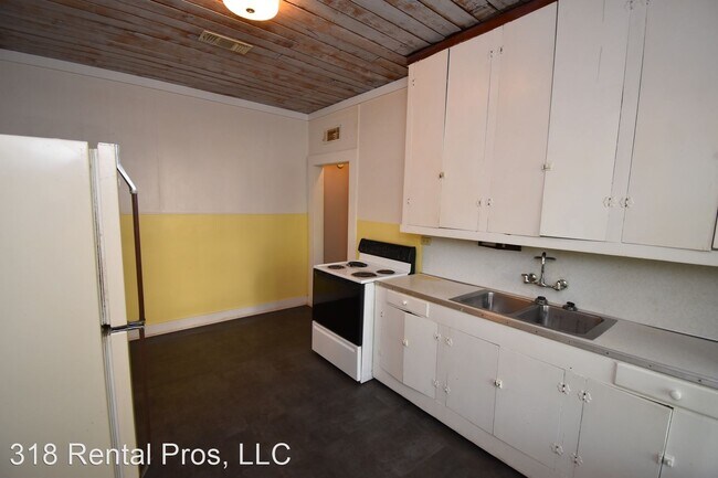 Building Photo - 1 br, 1 bath House - 207 E Texas