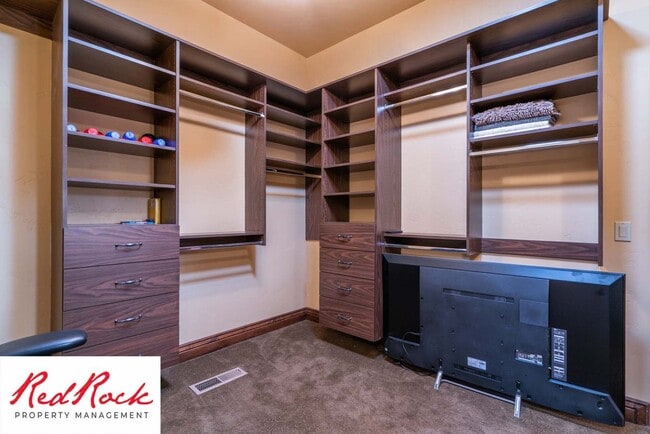 Building Photo - Incredible 4 Bedroom, 4 Bathroom FULLY FURNISHED Property in The Cliffs with a Private Pool! 18 M...