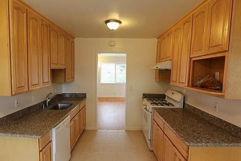 Building Photo - Peaceful 2-Bedroom Duplex with Private Yard & Bonus Studio Shed (San Jose)