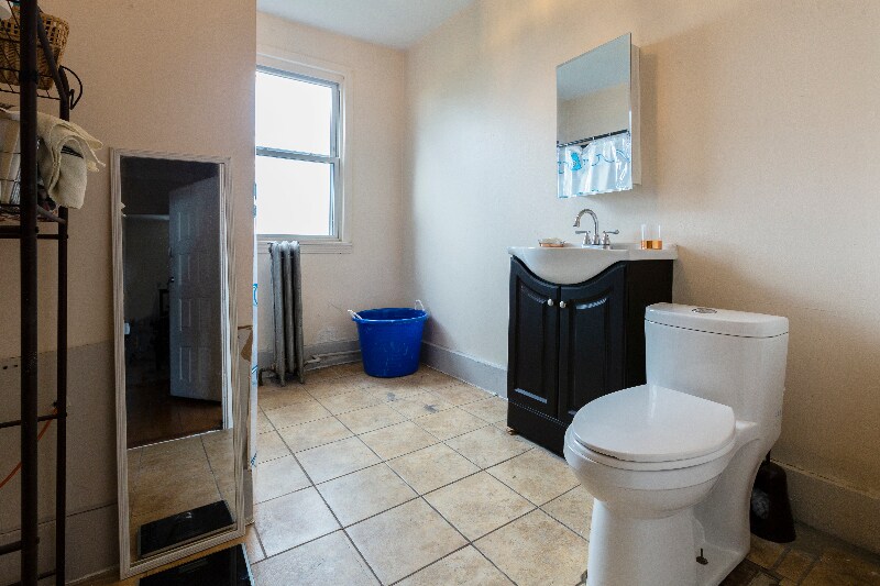 Building Photo - 29 Beech Glen St