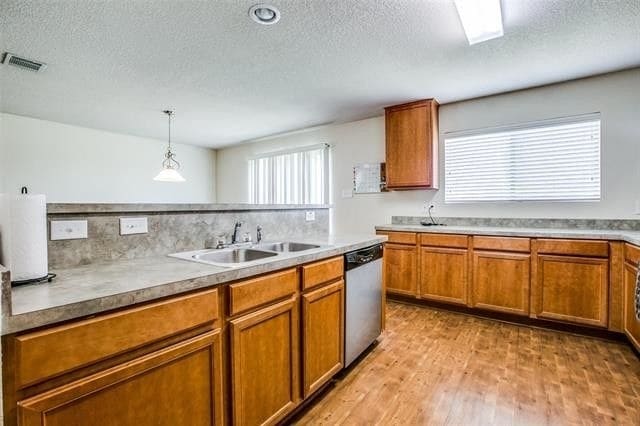 Building Photo - 102 Branding Iron Dr