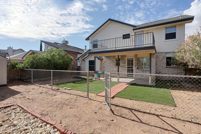 Building Photo - 4620 Loma De Cobre Dr