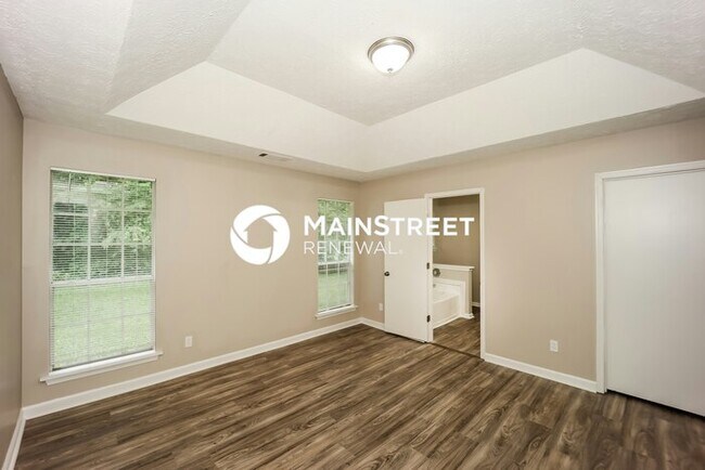 Building Photo - 3 Bedroom Pet-Friendly Home in Atlanta, GA with Main Street Renewal