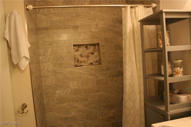 Building Photo - 12591 Equestrian Cir