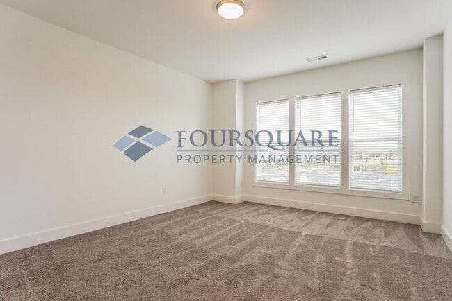 Building Photo - Beautiful 3-Story End-Unit Townhome with Guest Suite, Private Balcony & 2-Car Garage – Wendell, NC