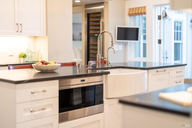 Building Photo - 2 Bedroom 2 Bath Calistoga Oasis with Additional 1 Bedroom 1 Bath ADU with landscaping paid for!