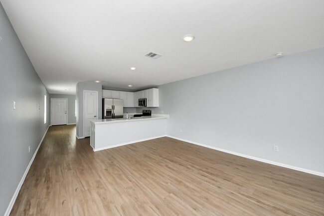 Building Photo - 9014 Estes Lks Dr