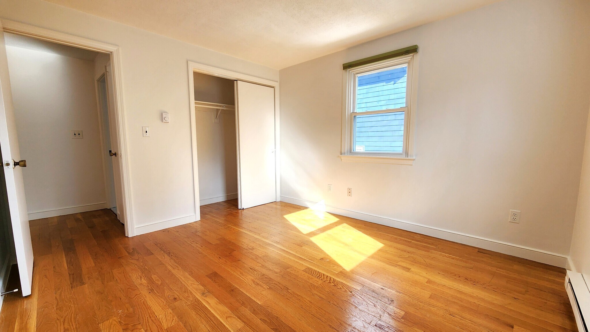 Building Photo - 98 Sylvia St