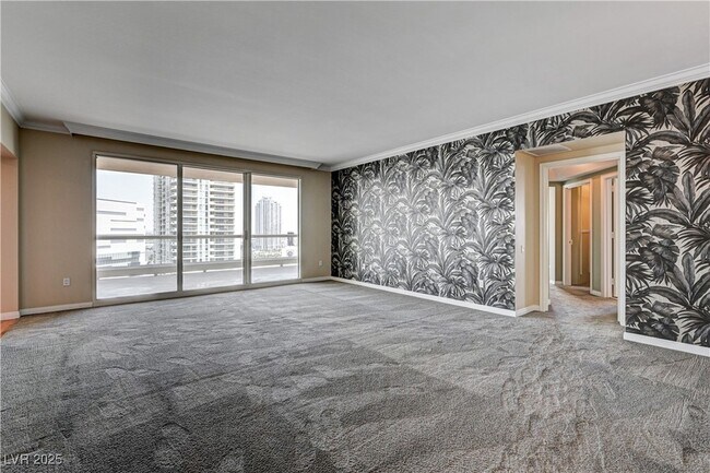 Building Photo - 2857 Paradise Rd