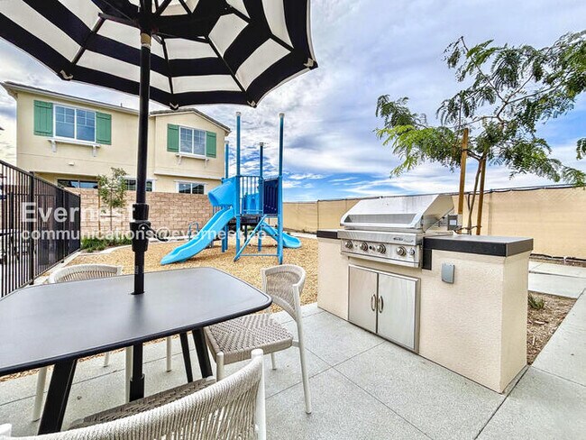 Building Photo - 29564 Monarch Rd