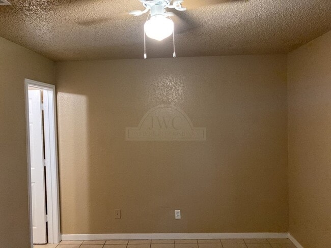 Building Photo - 1805 Galaxy Dr