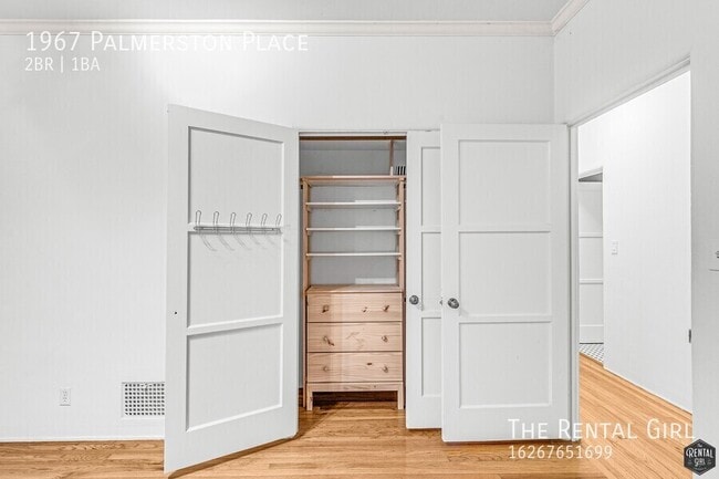 Building Photo - 1967 Palmerston Pl