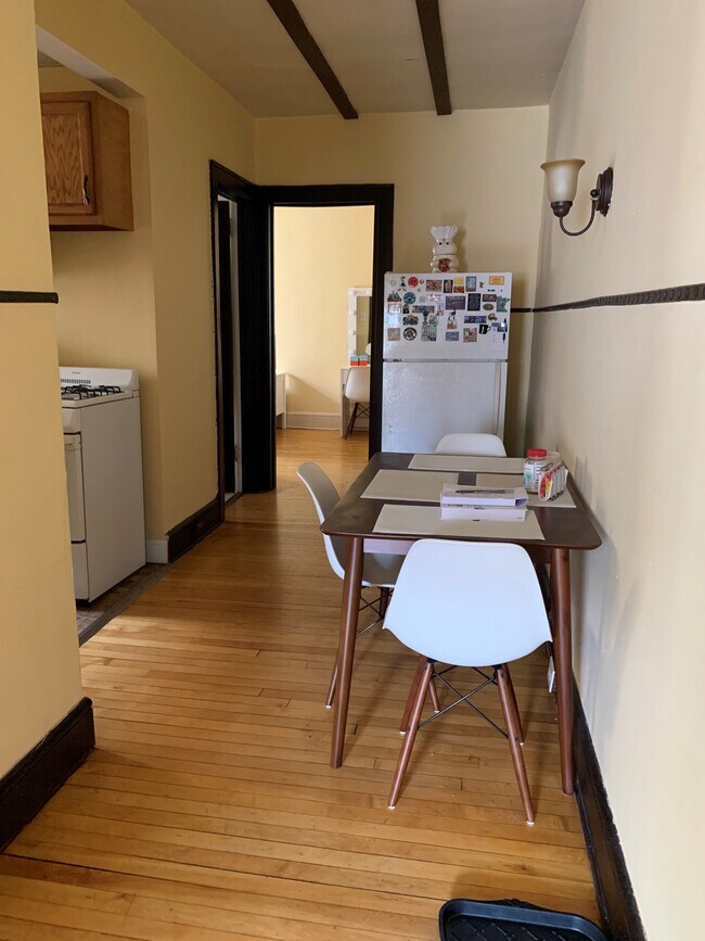 707 University 707 University Ave SE Minneapolis MN 55414 Apartment