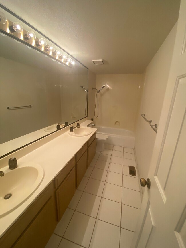 Building Photo - 4932 Buckboard Way