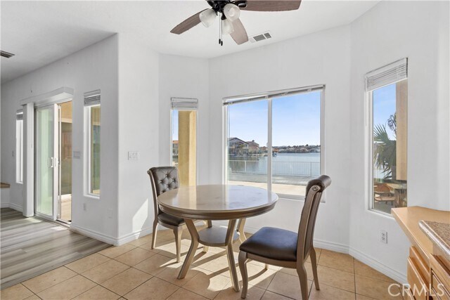 Building Photo - 18075 Lakeview Dr