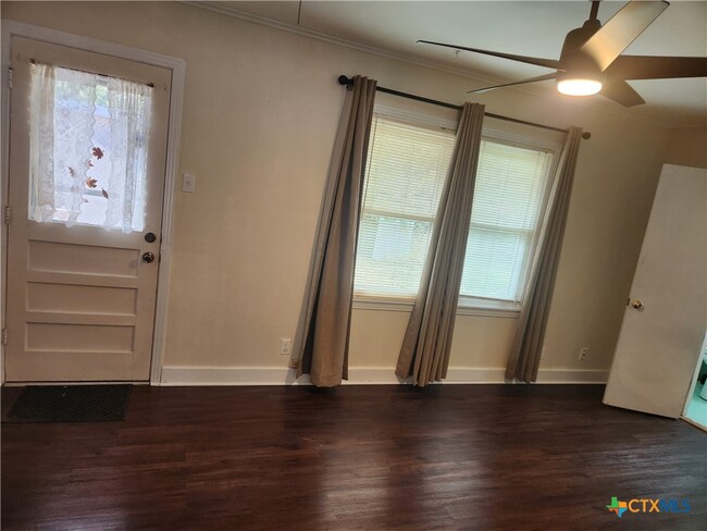 Building Photo - 2312 N 13th St