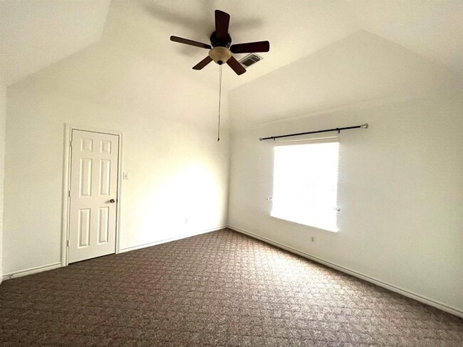 Building Photo - 11215 Vienna Trails Ln