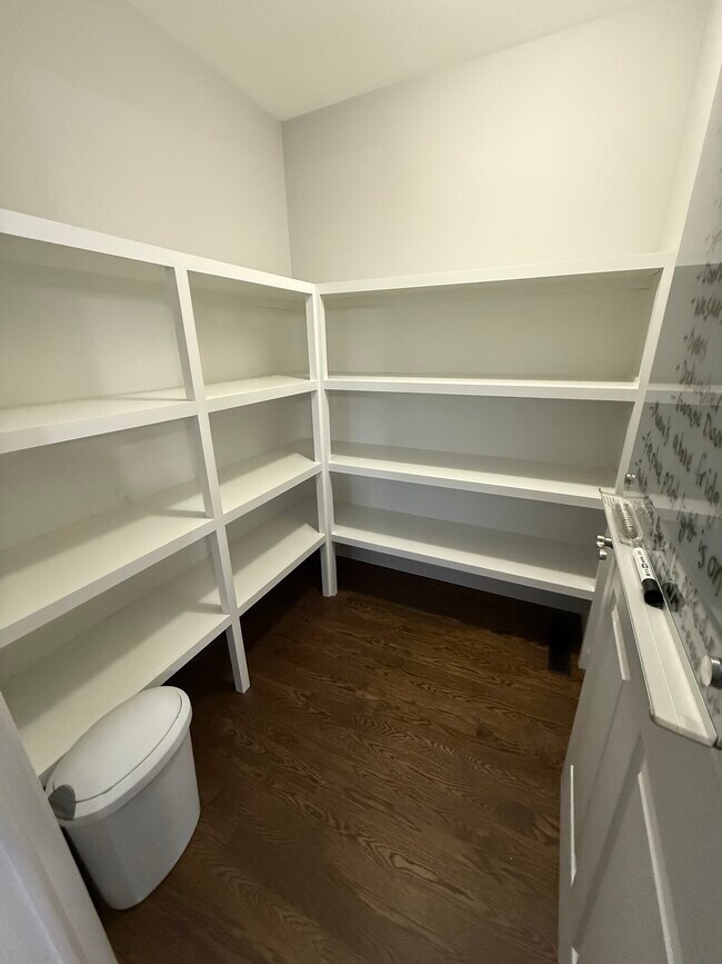 Building Photo - 317 Heather Glen Ln