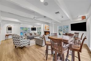 Building Photo - 6935 Helsem Way