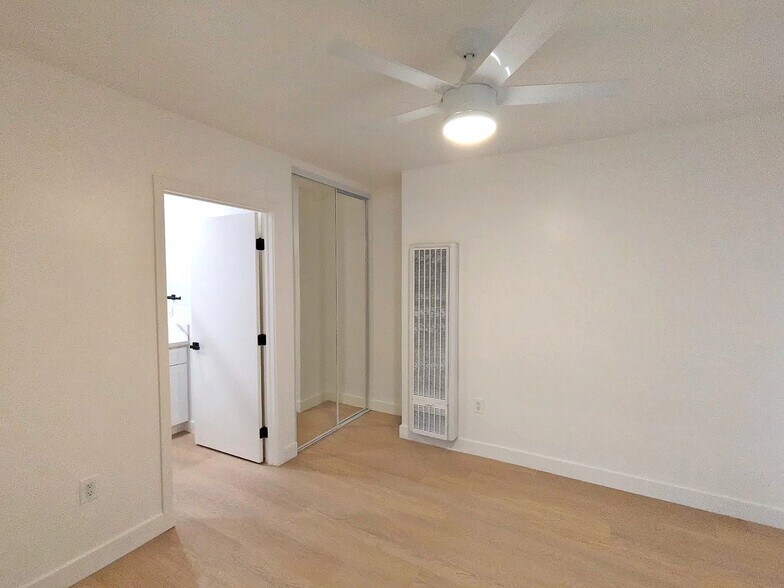 Building Photo - 12716 Venice Blvd.