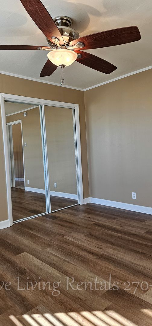 Building Photo - Stunning River & Mountain Views in South Pittsburg, Tennessee