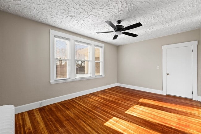 Building Photo - 12 North St