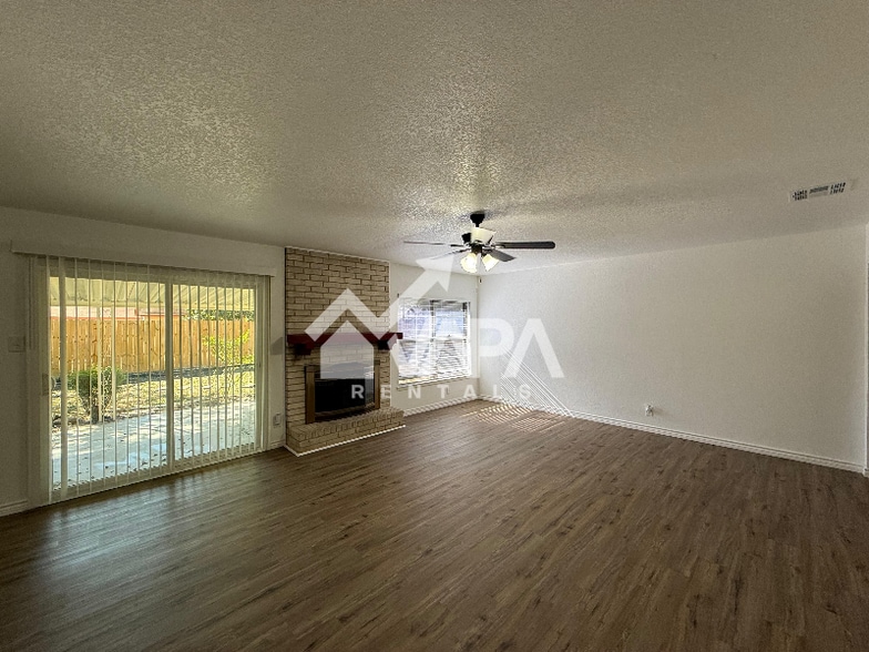 Building Photo - 5222 Tom Stafford Dr