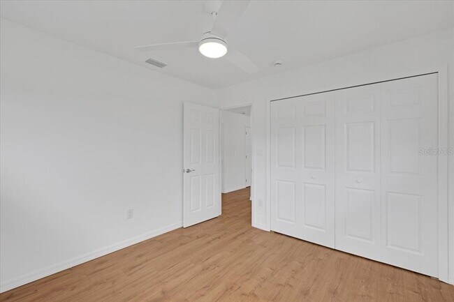 Building Photo - 2206 Mark Ave