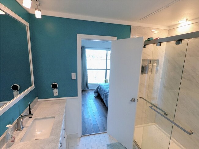 Building Photo - 793 Davis Rd